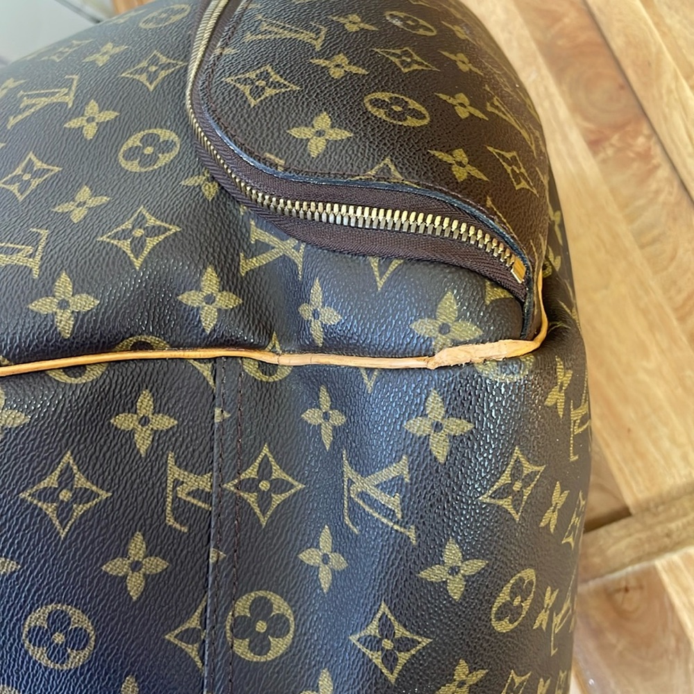 Louis Vuitton Evasion Boston Travel Bag. - Picture 12 of 17
